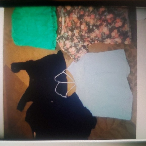 Bundle (1) ✨️ - Picture 3 of 4